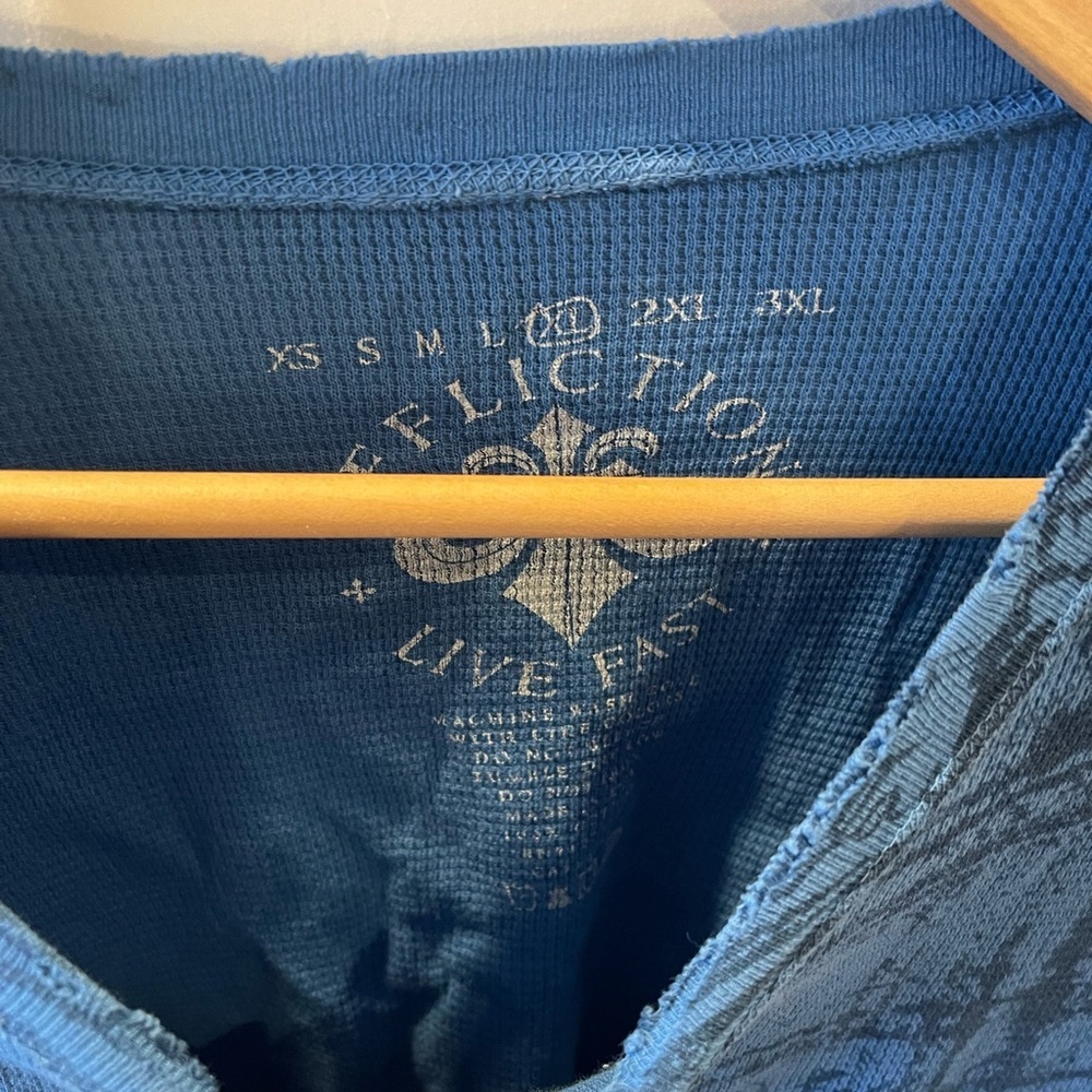 Affliction Blue Men’s Graphic Long Sleeve Shirt XL Y2K - Picture 2 of 3